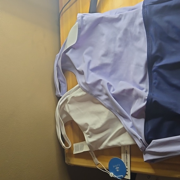 Muti-Colored NWT One Piece Bathing Suit - Picture 5 of 8